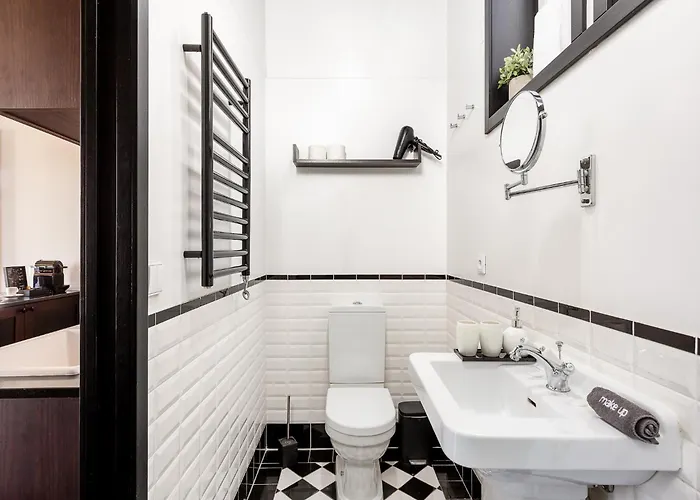 Charming With Street-view In