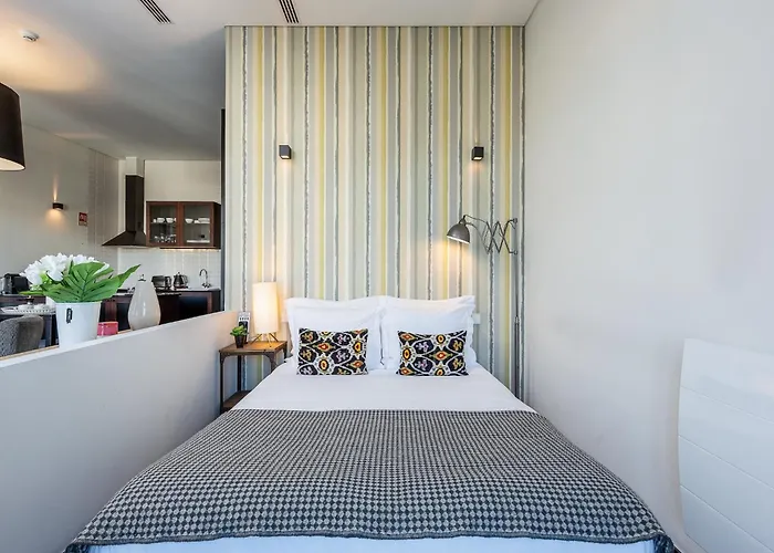 Charming With Street-view In * Oporto