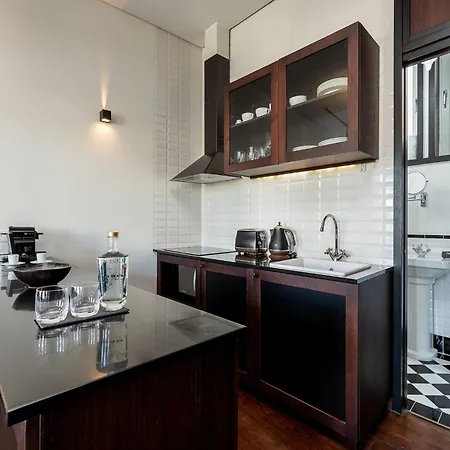 Charming With Street-view In Porto