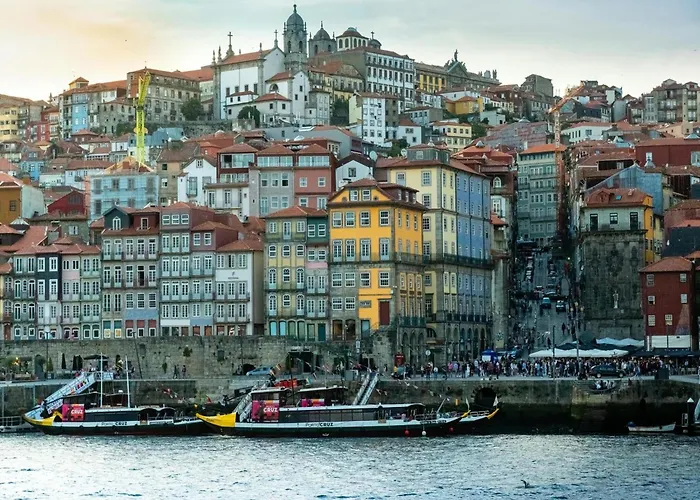 Charming With Street-view In Porto